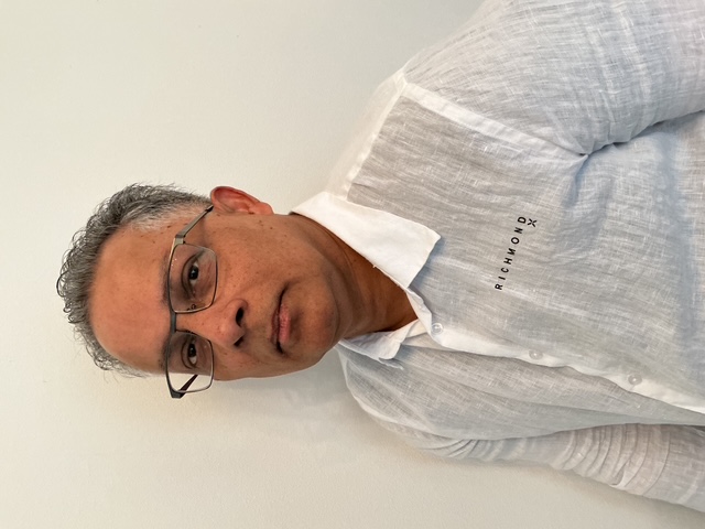 Werner Kharagjitsing - Beherend Apotheker